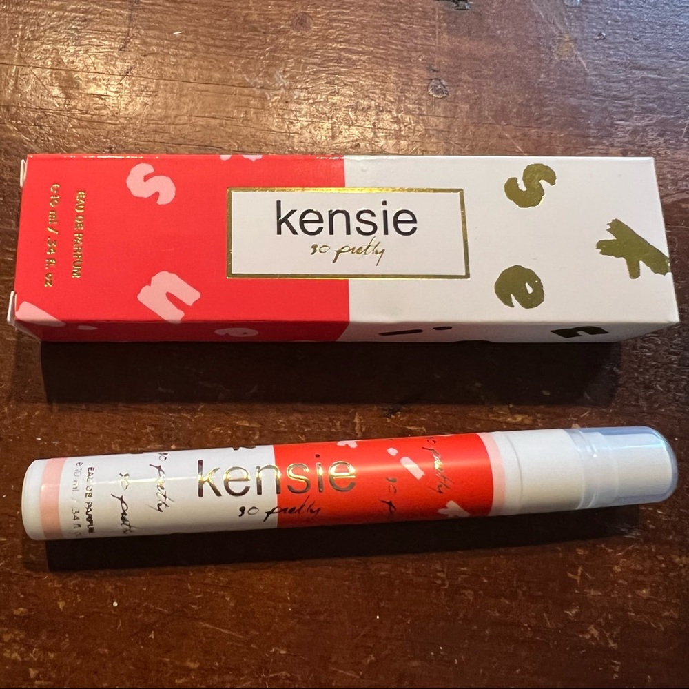 Kensie So Pretty Parfume 0.34 oz, 10 ml